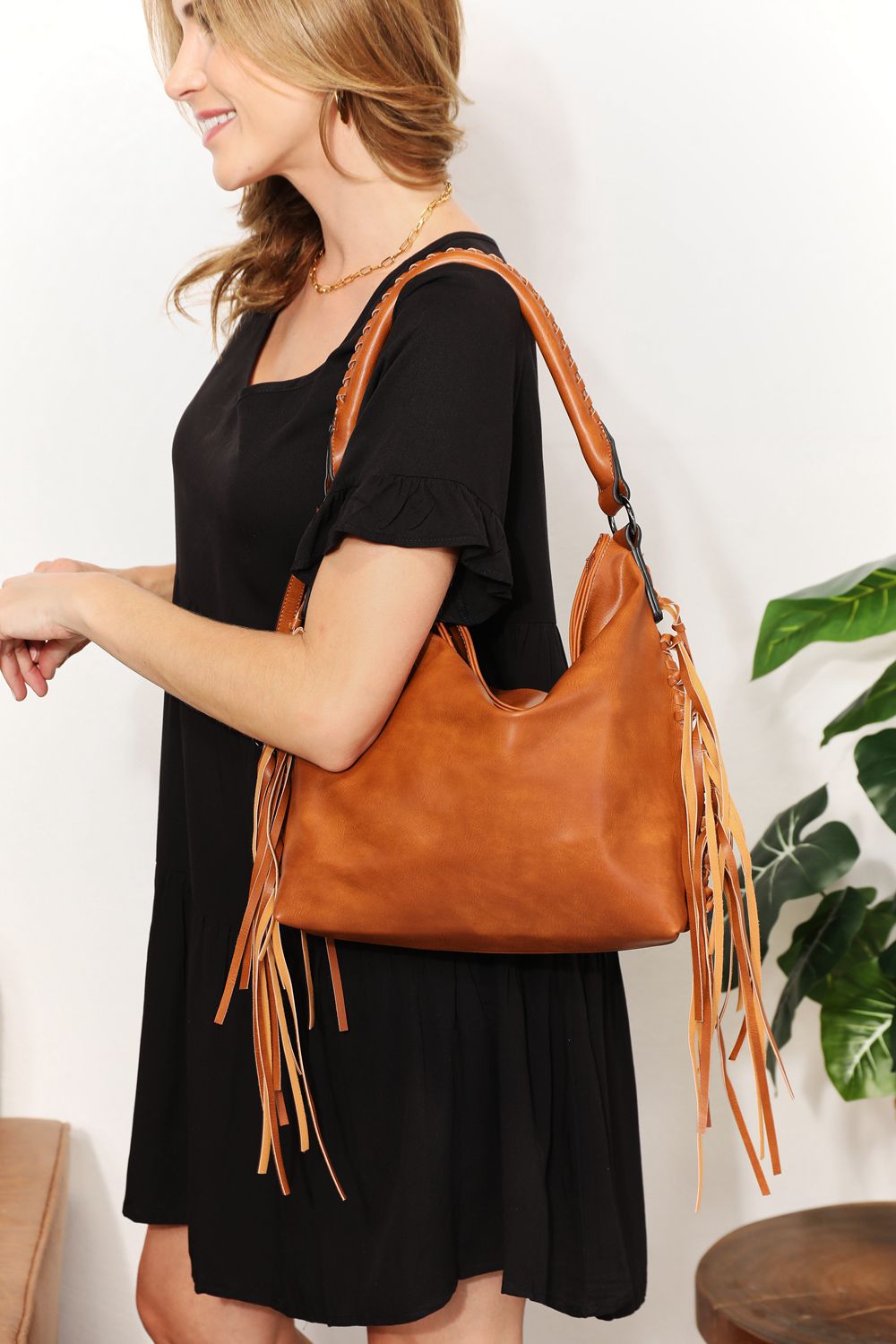 ELOISE Leather Fringe Purse