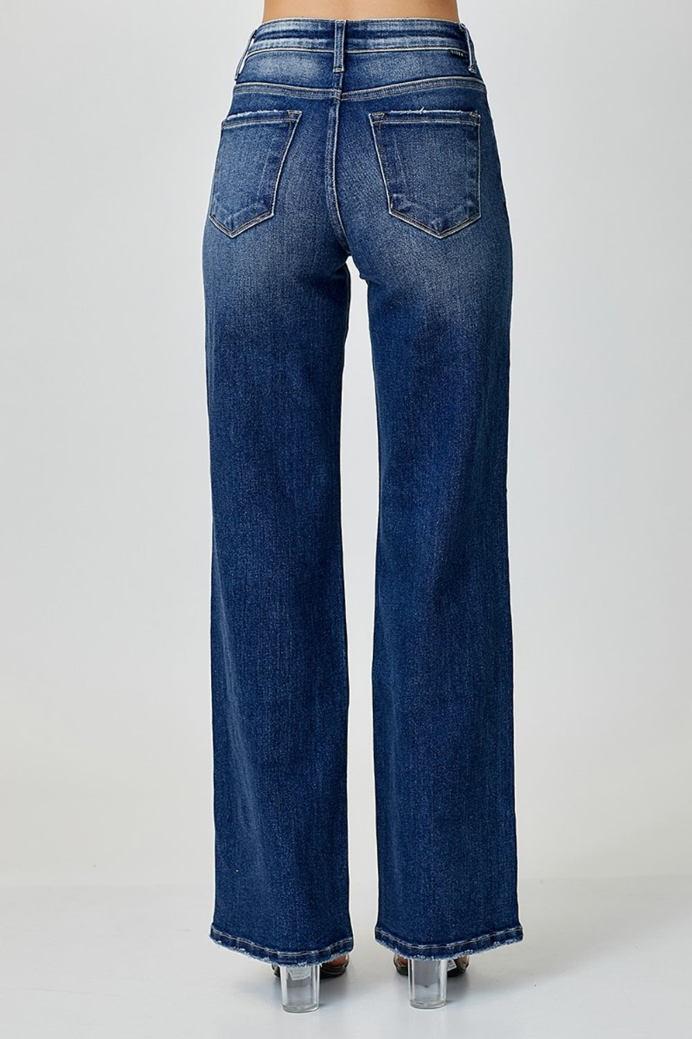 CHARLOTTE Straight-Leg Jeans