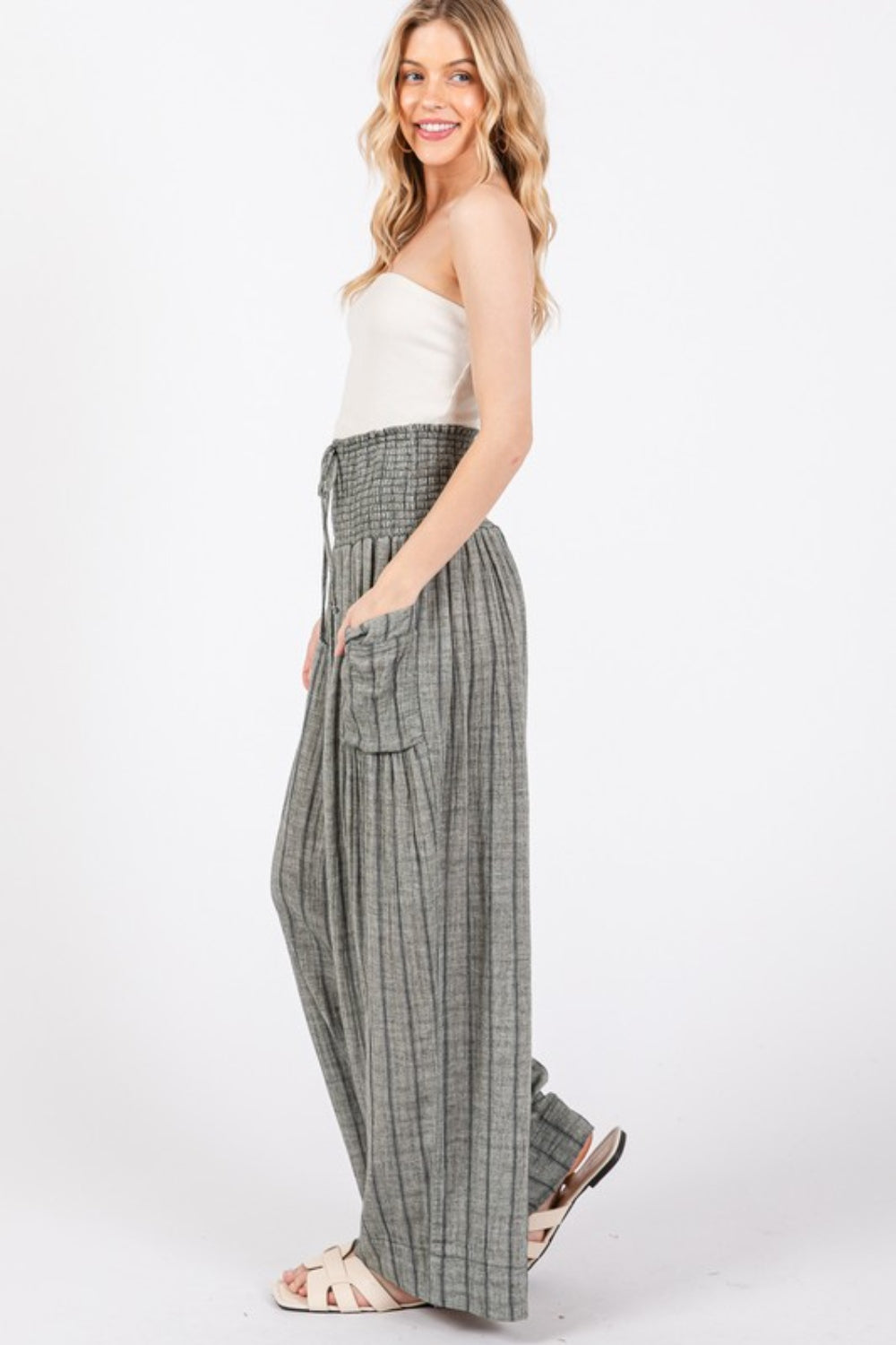 SARA Wide-Leg Pants